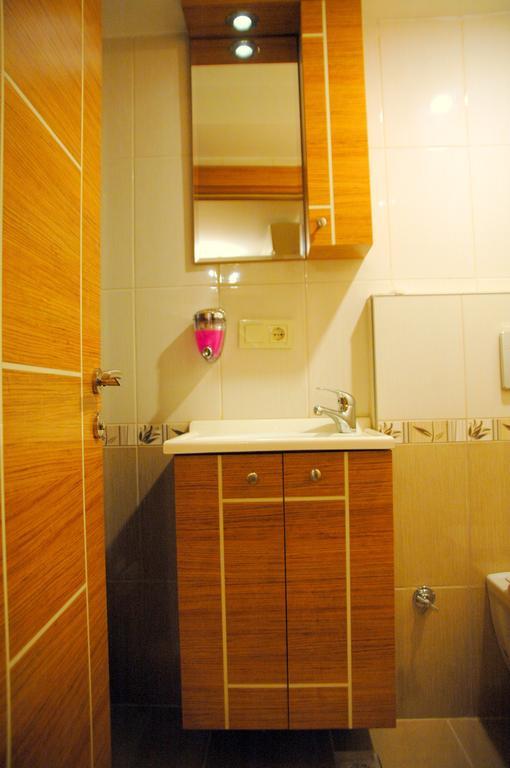 My House Laleli Hotel Истанбул Стая снимка